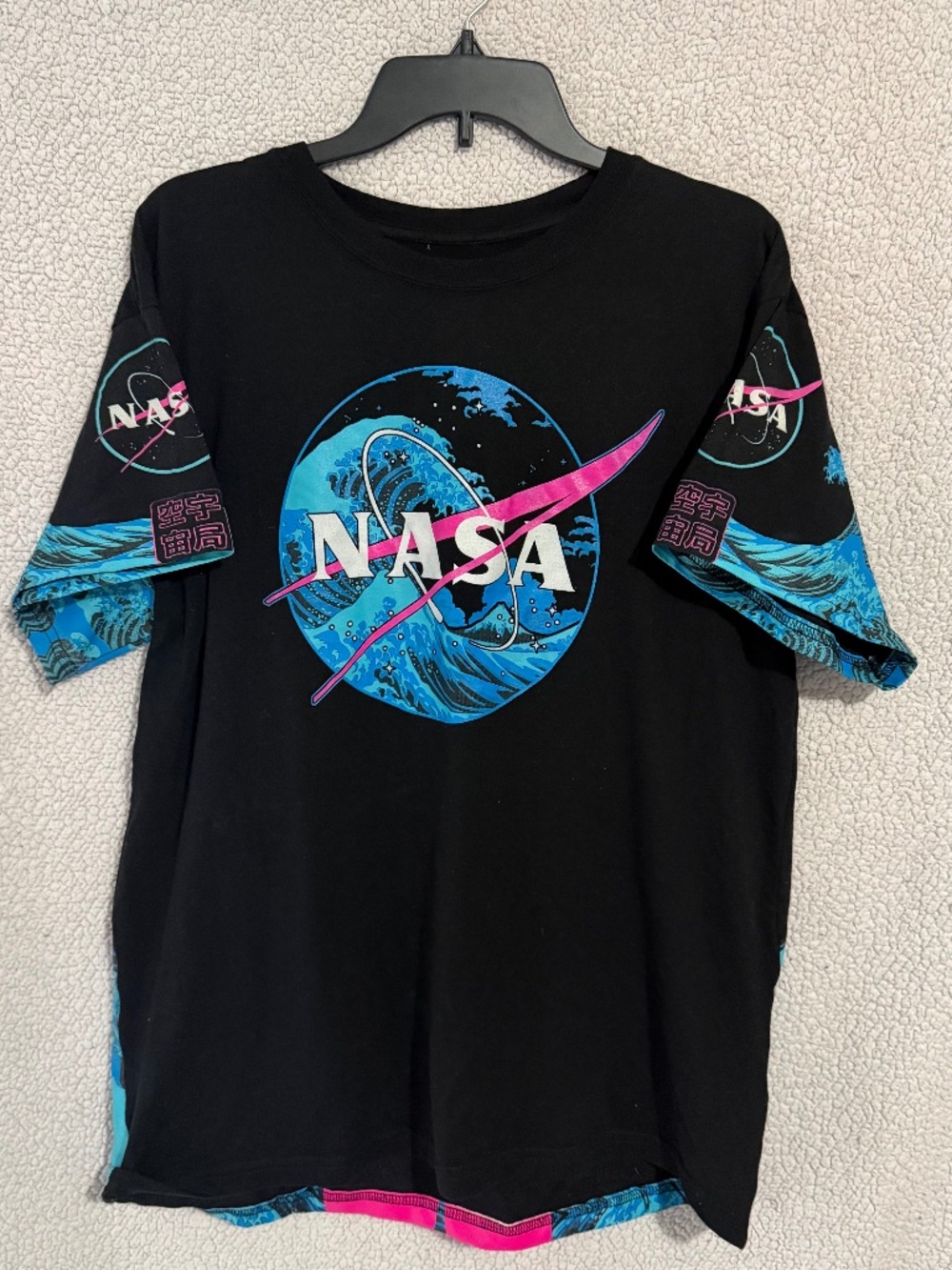 NASA Graphic T-Shirt XL Black Pink Cyan Vaporwave Great Wave Space Shuttle Peru
